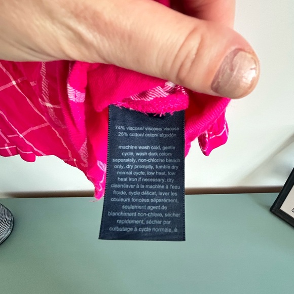 Tommy Hilfiger Button Down in Pink Plaid Size M - Picture 4 of 5